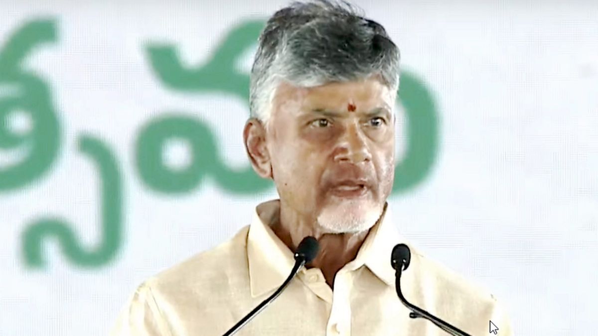 Chandrababu Naidu takes oath as Andhra Pradesh Chief Minister. PTI Chandrababu Naidu takes oath as Andhra Pradesh Chief Minister. PTI