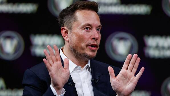 Elon Musk accused of sexual misconduct with three women at SpaceX