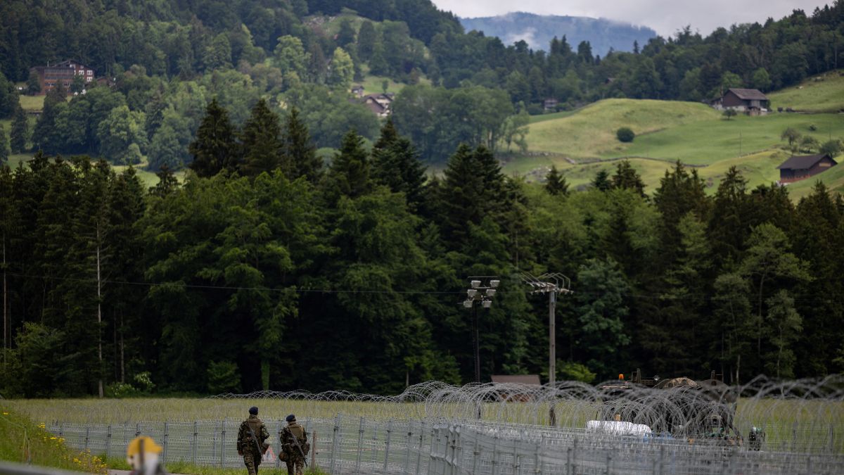 Swiss military personnel are pictured during a guided visit to the security zone of the June 15-16 peace summit for Ukraine, in Obburgen near Burgenstock, Switzerland, 10 June 2024. Reuters File Photo Swiss military personnel are pictured during a guided visit to the security zone of the June 15-16 peace summit for Ukraine, in Obburgen near Burgenstock, Switzerland, 10 June 2024. Reuters File Photo