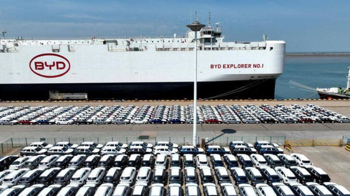 A drone view shows BYD electric vehicles before being loaded onto a vehicle carrier for export to Brazil, at the port of Lianyungang in Jiangsu province, China, 25 April, 2024. File Image/Reuters
