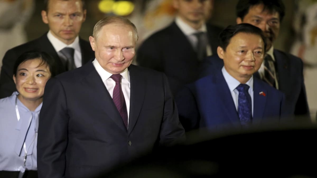 Russia signs nuclear energy pact with Vietnam after Hanoi lifts freeze on atomic power programme