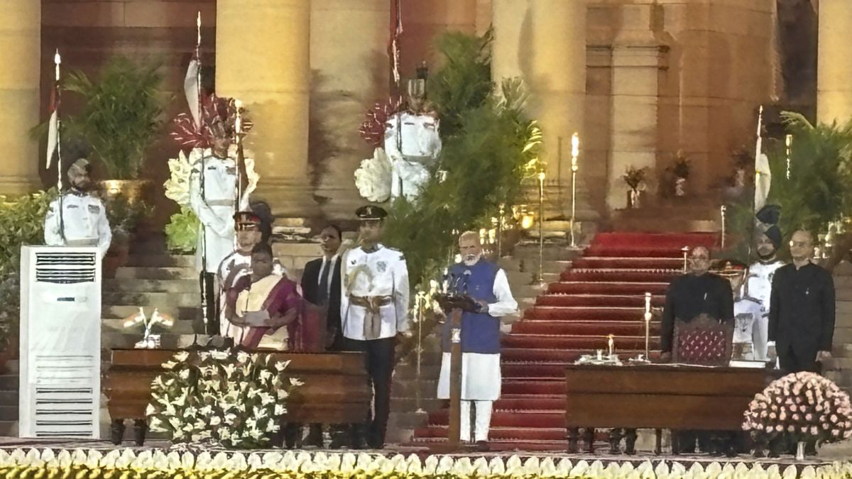 Narendra Modi takes oath as prime minister at Rashtrapati Bhavan, in New Delhi. AP Narendra Modi takes oath as prime minister at Rashtrapati Bhavan, in New Delhi. AP