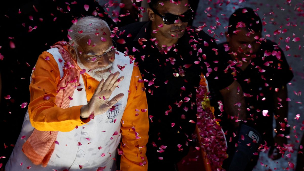Phase 7 Lok Sabha polls: Who are the six candidates contesting against PM Modi in Varanasi? Phase 7 Lok Sabha polls: Who are the six candidates contesting against PM Modi in Varanasi?
