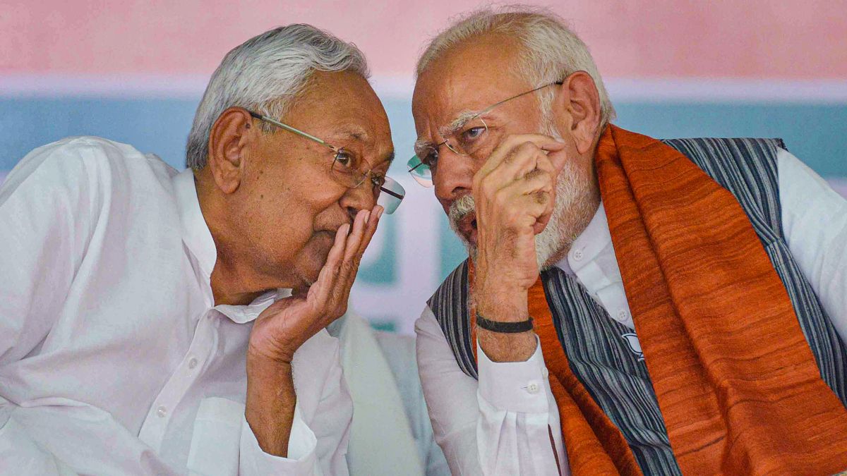 Prime Minister Narendra Modi and Bihar chief minister Nitish Kumar during a public meeting for Lok Sabha polls, in Munger, Friday, on 26 April. PTI Prime Minister Narendra Modi and Bihar chief minister Nitish Kumar during a public meeting for Lok Sabha polls, in Munger, Friday, on 26 April. PTI