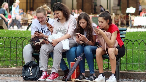 Hooked to smartphones? What excessive internet usage does to teenage brains