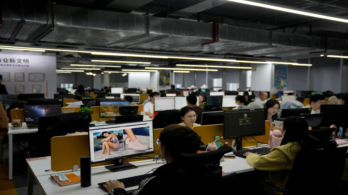 In China, there's a new viral trend where bosses, colleagues and jobs are up for sale on second-hand e-commerce platforms. Representational Image/Reuters In China, there's a new viral trend where bosses, colleagues and jobs are up for sale on second-hand e-commerce platforms. Representational Image/Reuters