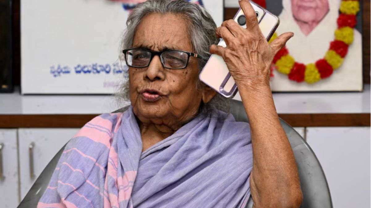Shanthamma Chilukuri, a great-aunt of Usha Chilukuri Vance who is the wife of Donald Trump's vice presidential running mate, J.D. Vance, speaks with the media inside her house in the southern city of Visakhapatnam, India, July 18, 2024. Photo- Reuters Shanthamma Chilukuri, a great-aunt of Usha Chilukuri Vance who is the wife of Donald Trump's vice presidential running mate, J.D. Vance, speaks with the media inside her house in the southern city of Visakhapatnam, India, July 18, 2024. Photo- Reuters
