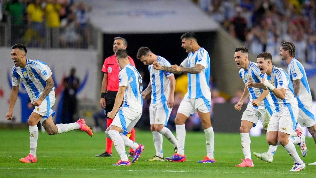 Lionel Messi misses penalty but Argentina reach Copa America semi-finals with shoot-out win over Ecuador