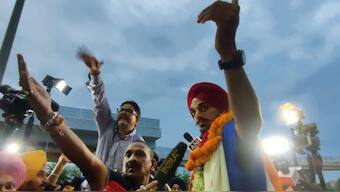 Arshdeep Singh was felicitated by his Indian Premier League franchise Punjab Kings on Saturday. Image: PBKS