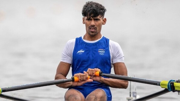  Balraj Panwar finishes fourth in men's rowing, advances to repechage round