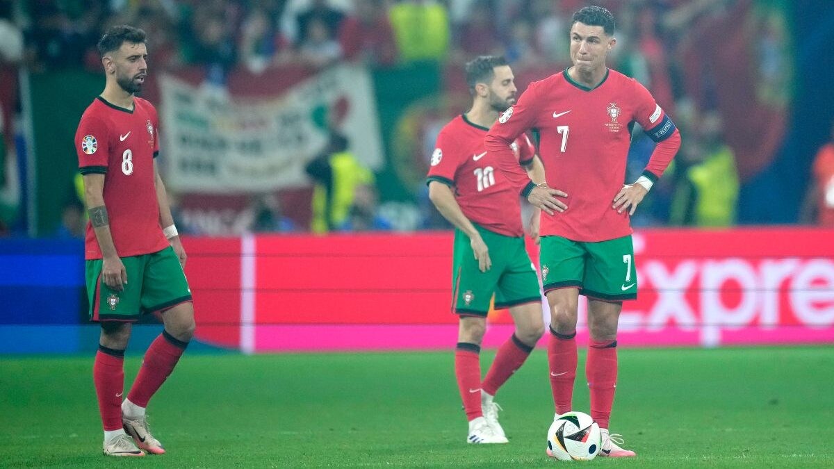 WATCH: Ronaldo in tears after penalty miss, Portugal still beat Slovenia