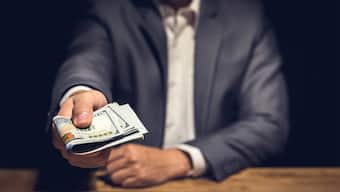 There are more than 81,000 Twitter accounts mimicking well-known financial institutions, lending an air of legitimacy to these scams. Image Credit: Pixabay