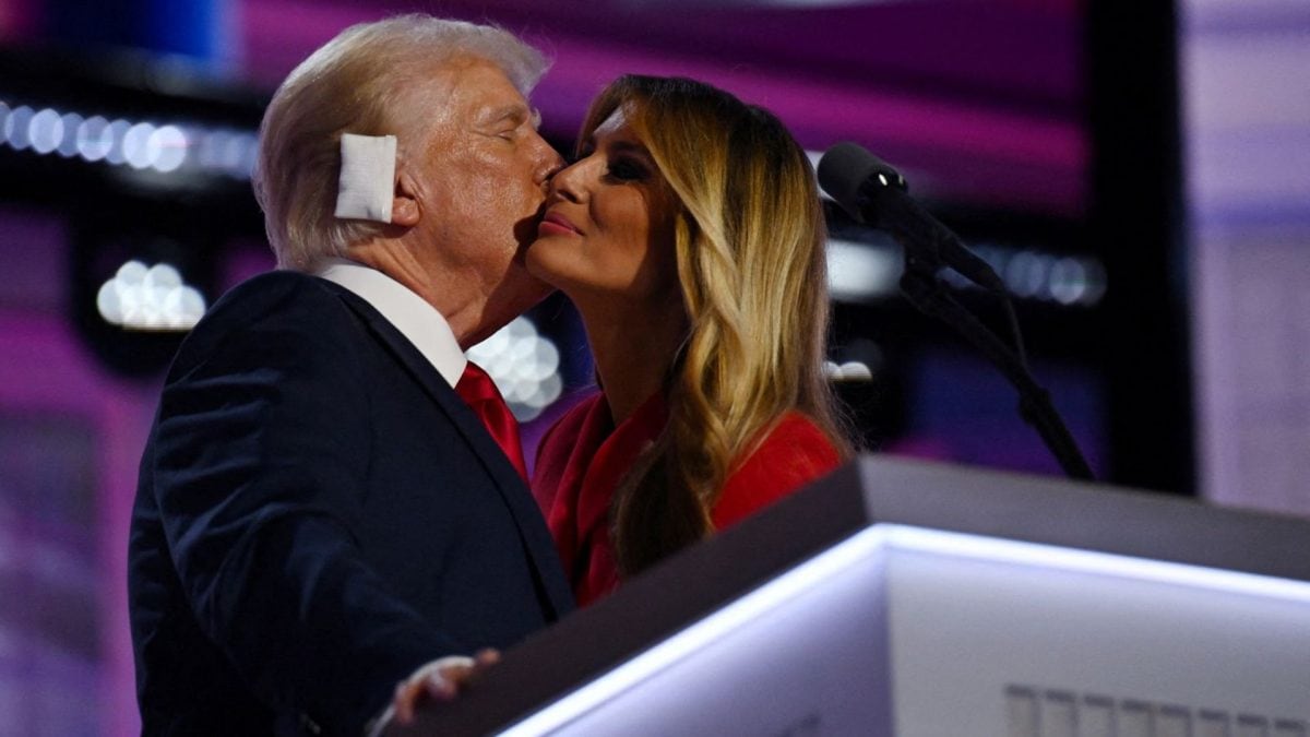 Hug & kiss, but no speech: Melania Trump makes rare appearance but just ...