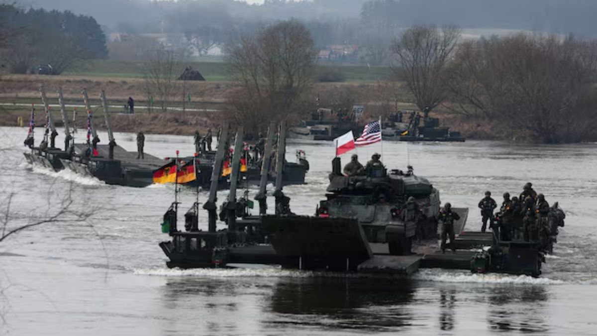 Romania, Bulgaria, Greece sign deal to ease military mobility Romania, Bulgaria, Greece sign deal to ease military mobility