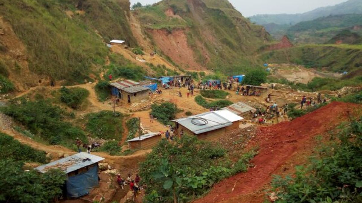 6 Chinese miners, 2 Congolese soldiers killed in militia attack on Congo gold mine 6 Chinese miners, 2 Congolese soldiers killed in militia attack on Congo gold mine