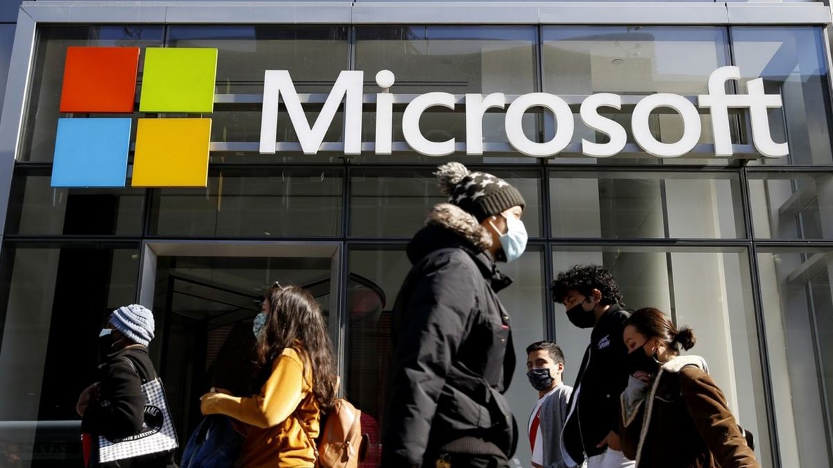 From the London Stock Exchange to US 911 services, Microsoft outage wreaks havoc around the world