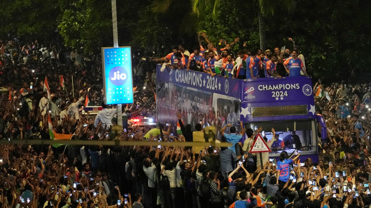 T20 World Cup-winning Indian team felicitated at Wankhede after glittering victory parade through Mumbai’s Marine Drive T20 World Cup-winning Indian team felicitated at Wankhede after glittering victory parade through Mumbai’s Marine Drive