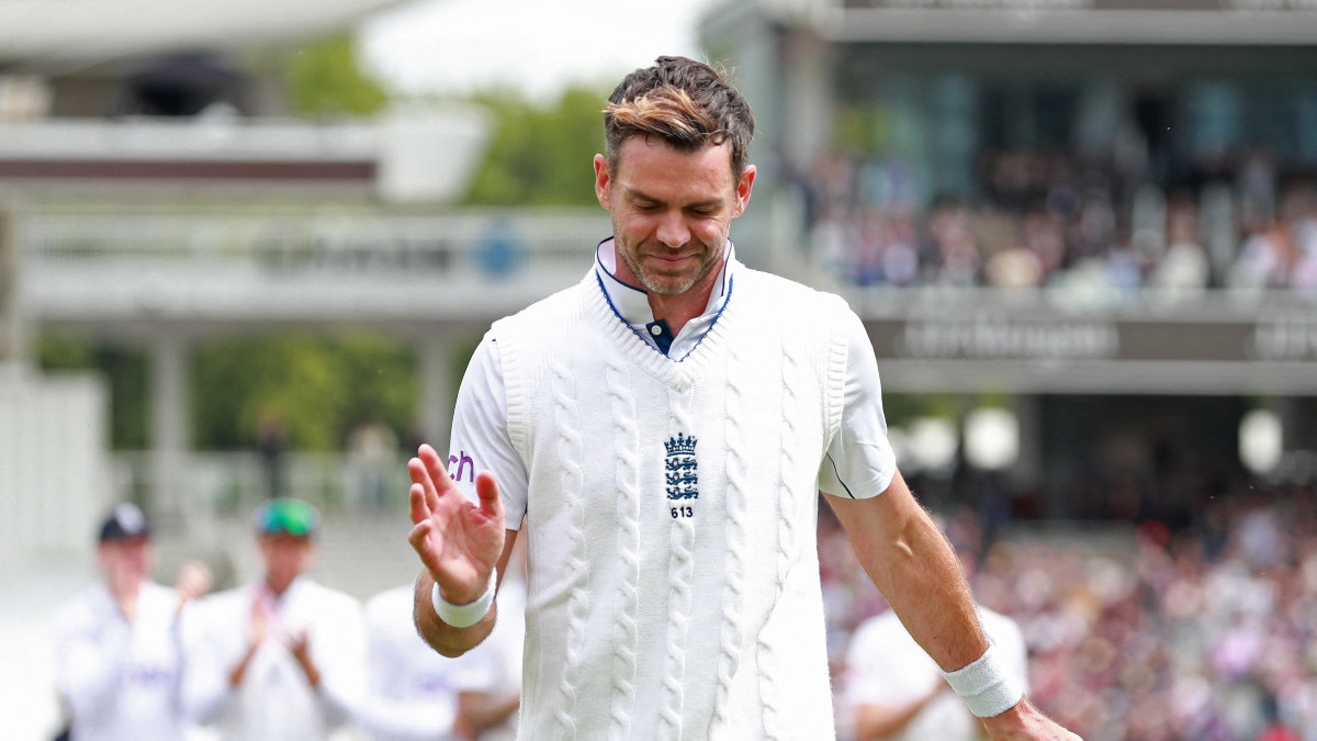 Former England pacer James Anderson signs new one-year contract with Lancashire