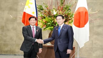 Philippines’ President Ferdinand Marcos Jr (in left) and Japan’s Prime Minister Fumio Kishida (right), December, 2023 