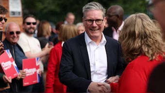 British opposition Labour Party leader Keir Starmer greets a person as he attends a Labour general election campaign event, in Norton Canes, Britain July 2, 2024. Source: File Image / REUTERS.
