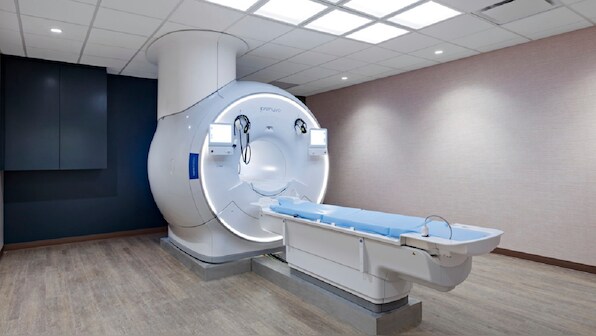 Why are American celebrities getting $2500 MRI scans? Are they worth it ...