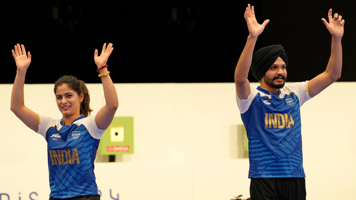 ‘Savour this moment’: PM Modi, Abhinav Bindra applaud Bhaker-Sarabjot’s Olympic bronze ‘Savour this moment’: PM Modi, Abhinav Bindra applaud Bhaker-Sarabjot’s Olympic bronze