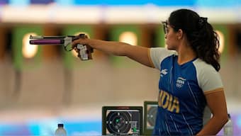 Manu Bhaker reached women's 10m air pistol final at Paris Olympics 2024 by finishing third in qualification. AO