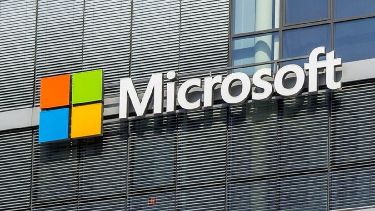 Massive Microsoft outage causes global airlines to ground flights Akasa Air, Spicejet face issues too