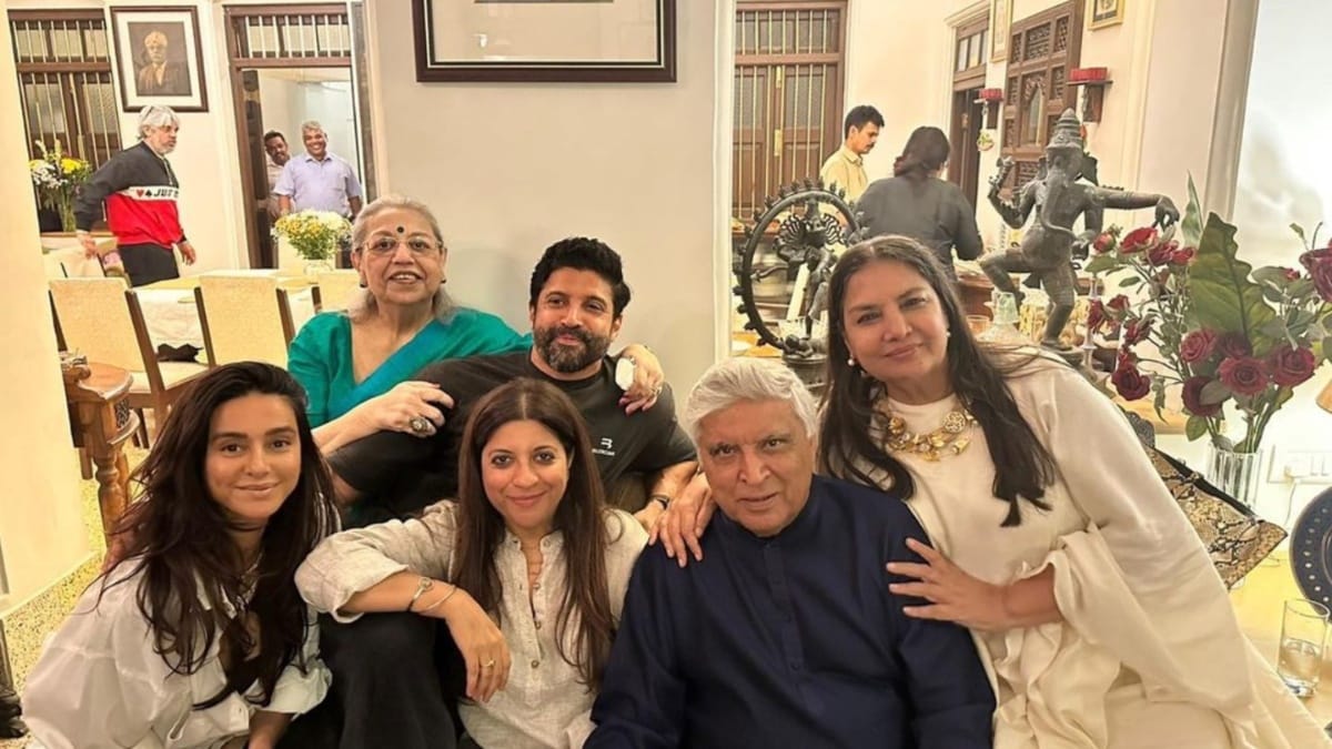 Shabana Azmi reveals Honey Irani was 'bitter, felt rejected’ after her affair with Javed Akhtar