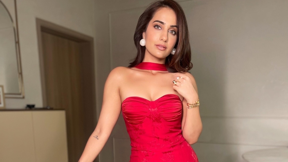 Did Kusha Kapila just take a dig at Samay Raina after he roasted her on divorce with Zorawar Singh Ahluwalia? 'It's their garbage...' Did Kusha Kapila just take a dig at Samay Raina after he roasted her on divorce with Zorawar Singh Ahluwalia? 'It's their garbage...'