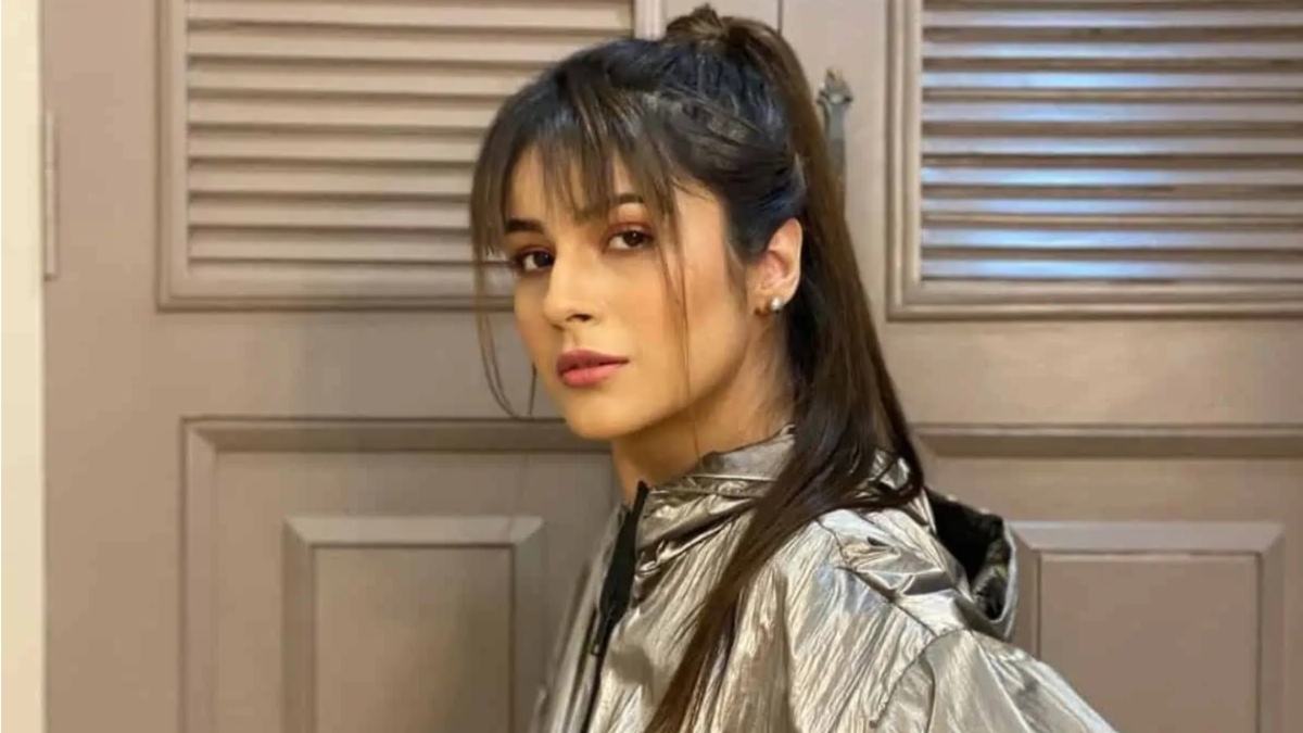 After Mika Singh & Karan Aujila, Navrattan Music collaborates with Shehnaaz Gill to redefine the industry After Mika Singh & Karan Aujila, Navrattan Music collaborates with Shehnaaz Gill to redefine the industry