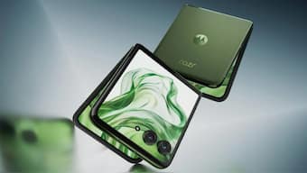 Under the hood, the Razr 50 Ultra is powered by Qualcomm’s Snapdragon 8s Gen 3 chipset, paired with up to 12GB of LPDDR5X RAM and 512GB of UFS 4.0 storage. Image Credit: Motorola