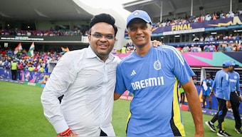 Rahul Dravid was awarded Rs 5 crore by BCCI, but he has decided to take just Rs 2.5 crore. PTI 