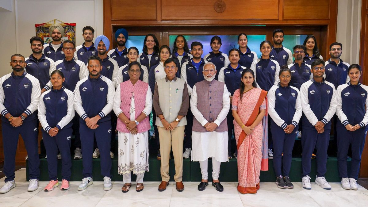 Prime Minister Narendra Modi, Spirts Minister Mansukh Mandaviya and IOA president PT Usha poses with some members of the Indian contingent heading to the Paris Olympics. PTI Prime Minister Narendra Modi, Spirts Minister Mansukh Mandaviya and IOA president PT Usha poses with some members of the Indian contingent heading to the Paris Olympics. PTI