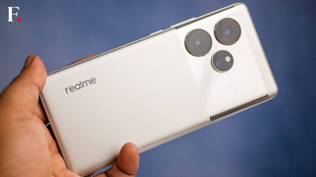 Realme GT6 Review 12-2024-07-5f898422a148bb02bc4cdba51339797f
