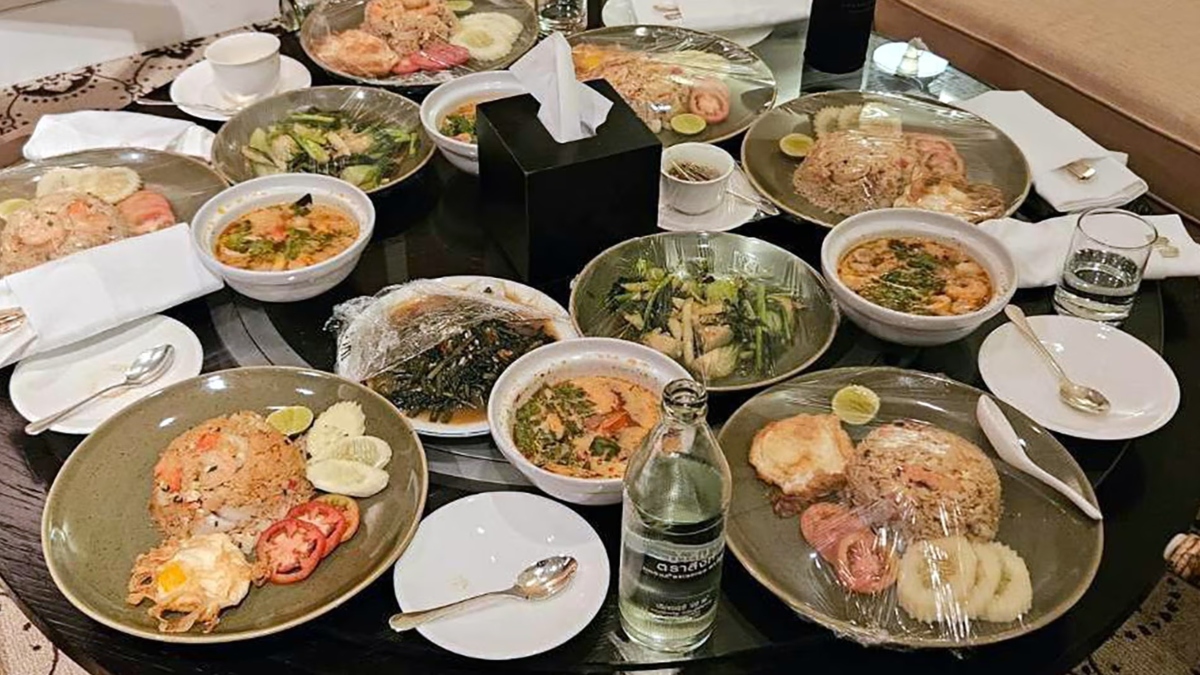 Six found dead in Bangkok hotel were poisoned by drinks laced with cyanide, say police Six found dead in Bangkok hotel were poisoned by drinks laced with cyanide, say police