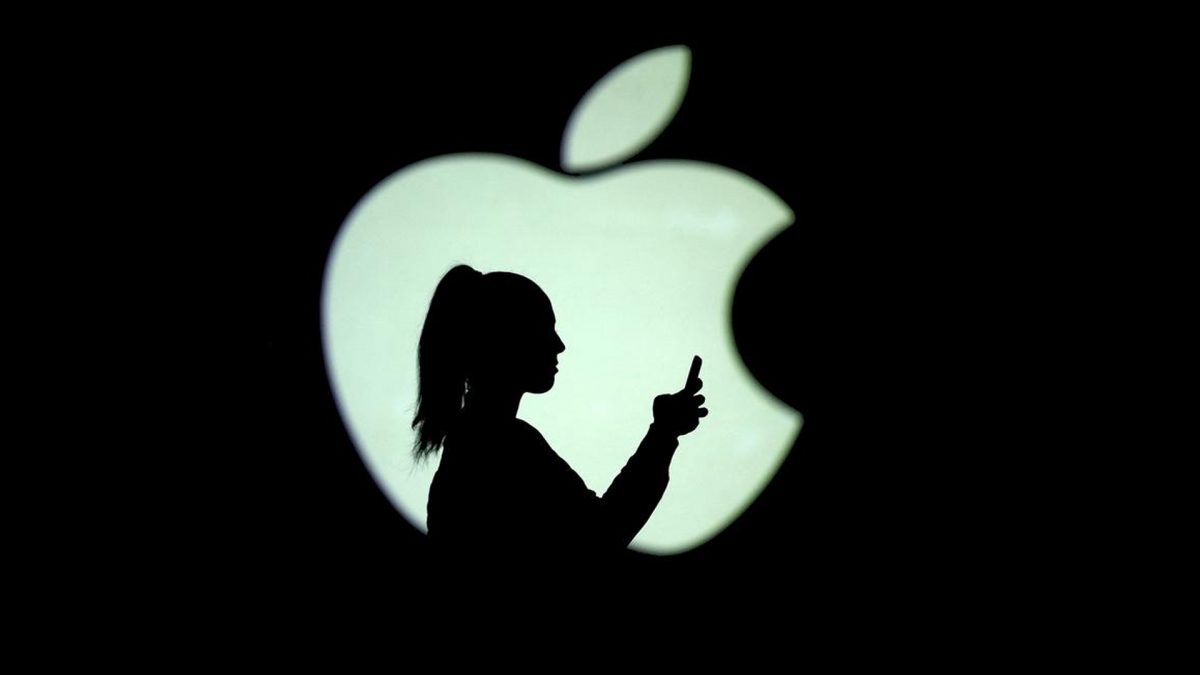 End-to-end encryption means that Apple cannot see the content of messages sent via iMessage or FaceTime, and therefore cannot report them. Image Credit: Reuters End-to-end encryption means that Apple cannot see the content of messages sent via iMessage or FaceTime, and therefore cannot report them. Image Credit: Reuters