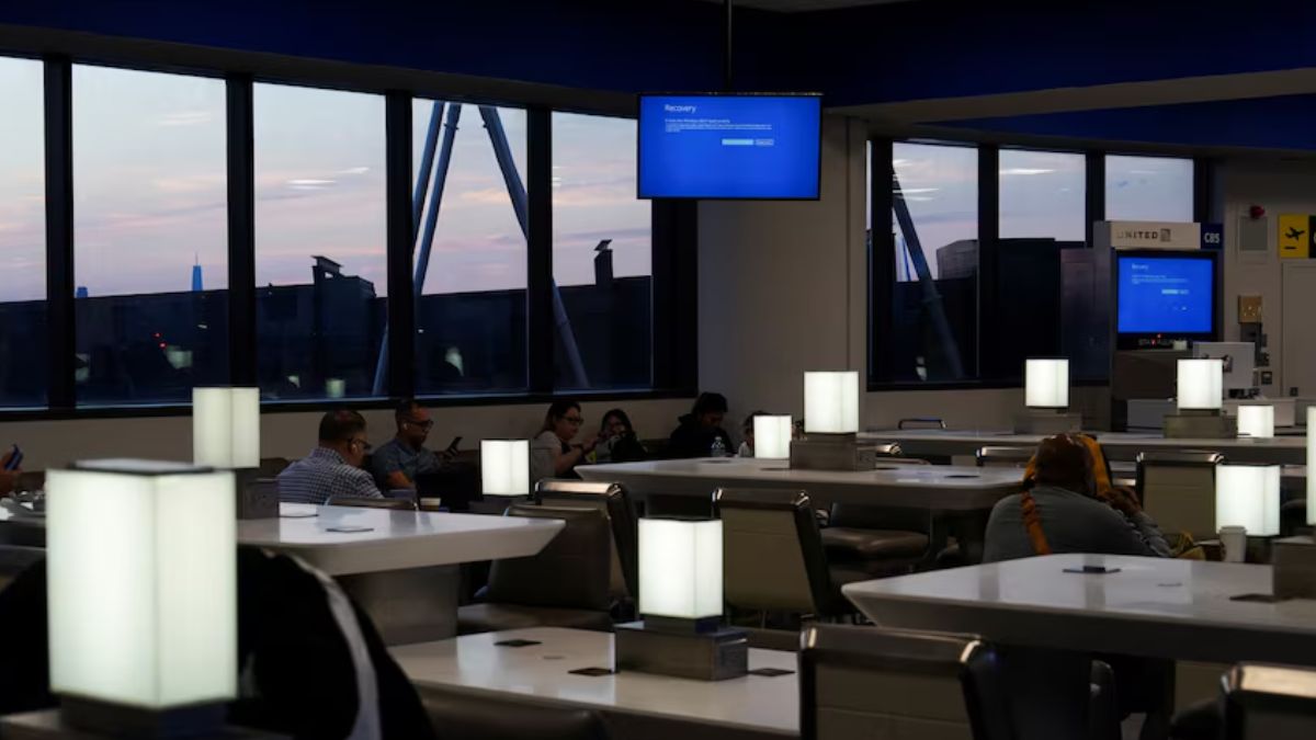 Hundreds of Microsoft IT experts deployed to restore services global shutdown Hundreds of Microsoft IT experts deployed to restore services global shutdown