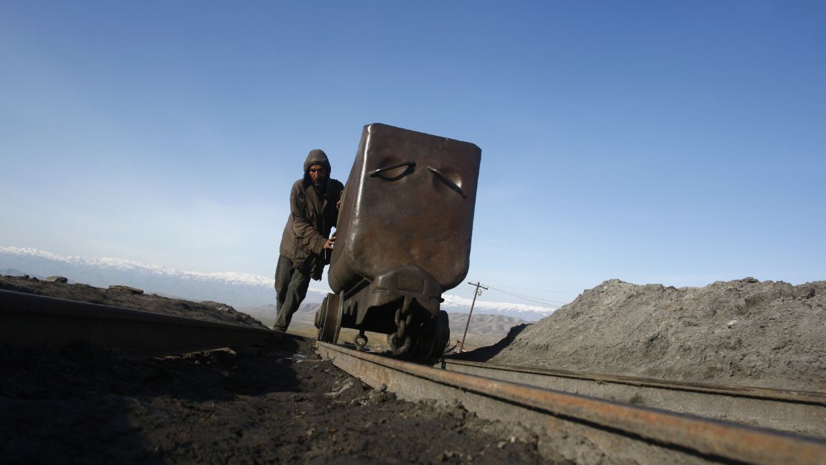 China begins mining for Copper ore in Afghanistan after 16-yr delay China begins mining for Copper ore in Afghanistan after 16-yr delay