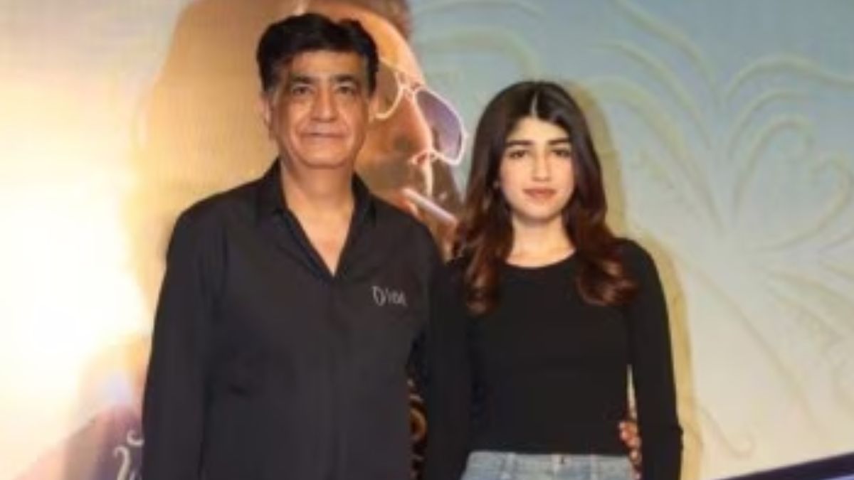 T-Series' co-owner Krishan Kumar's daughter Tishaa passes away at 20 due to cancer, funeral postponed because… T-Series' co-owner Krishan Kumar's daughter Tishaa passes away at 20 due to cancer, funeral postponed because…