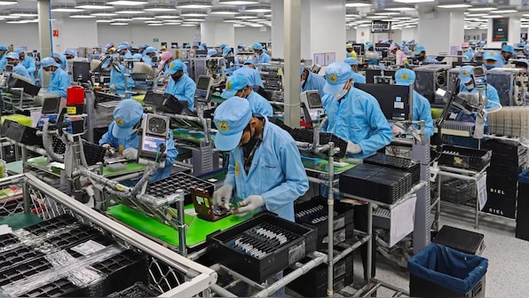 Will India's 2024 Union Budget pave the way for tech manufacturing and semiconductor growth?