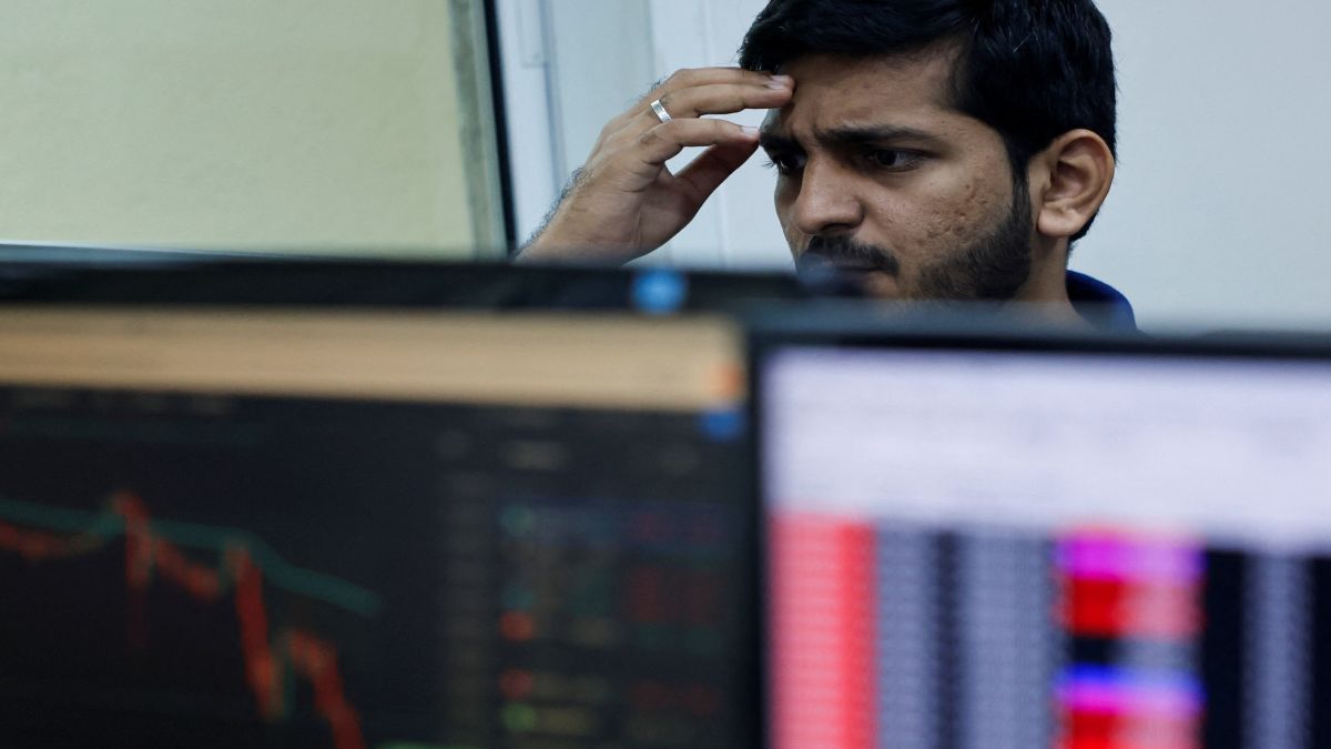 Stocks to watch: Nykaa, SpiceJet, Vedanta, Hindustan Zinc, NBCC, and M&M shares in focus Stocks to watch: Nykaa, SpiceJet, Vedanta, Hindustan Zinc, NBCC, and M&M shares in focus