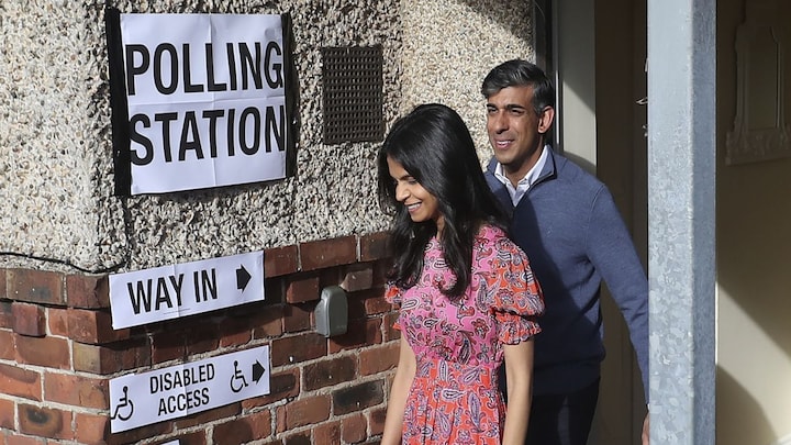 A cup of tea and an election: UK queues up to cast its vote