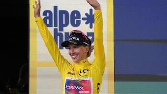 Katarzyna Niewiadoma managed to regroup and fought back in the final 5 km to claw back precious seconds. AP 
