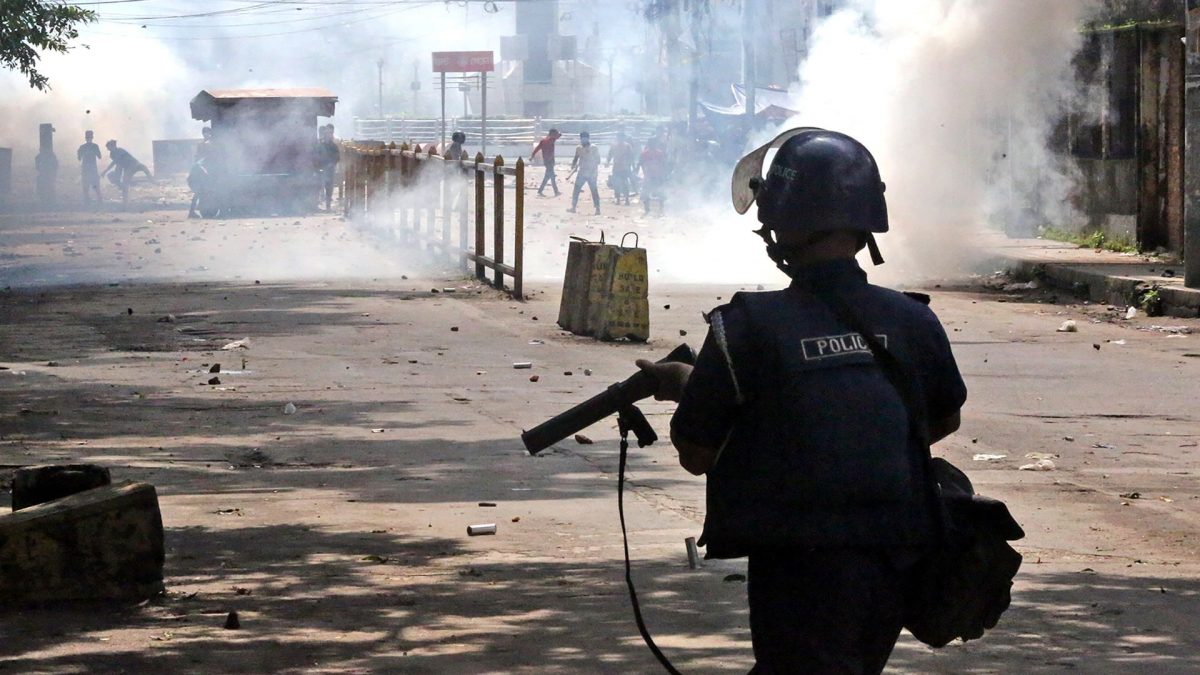 Bangladesh's protesting police officers call off strike, to join work today Bangladesh's protesting police officers call off strike, to join work today