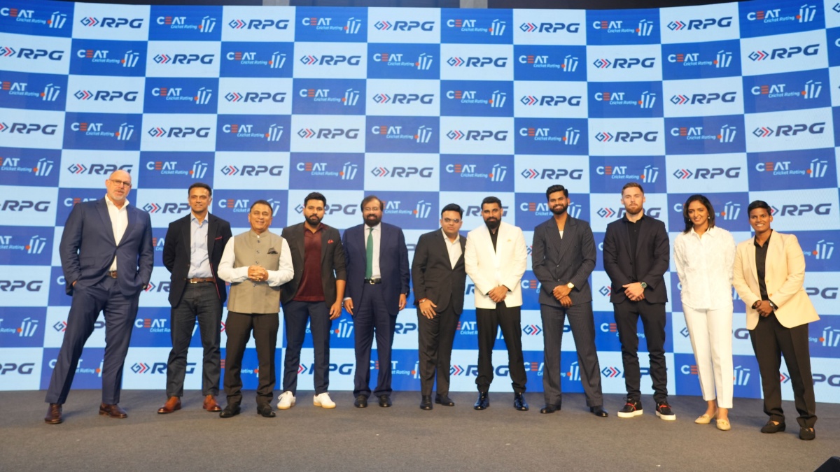 CEAT Cricket Rating Awards winners during the ceremony in Mumbai. Image: Adfactors CEAT Cricket Rating Awards winners during the ceremony in Mumbai. Image: Adfactors