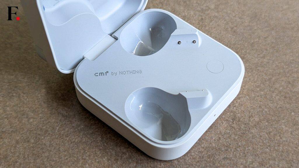 CMF Buds Pro 2 Review Charging case-2024-08-4982d4d497045d27db6c5a41f28ecbcb