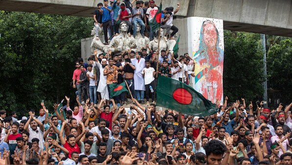  Things that happened before Sheikh Hasina resigned and Army took over