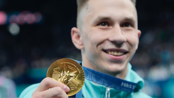  No anthem, no flag as Belarusian wins gold medal