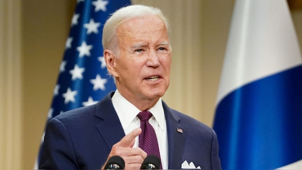  US Prez Biden celebrates prisoner swap freeing Evan Gershovich & Paul Whelan